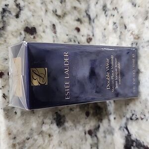Estee Lauder Double Wear 5N2